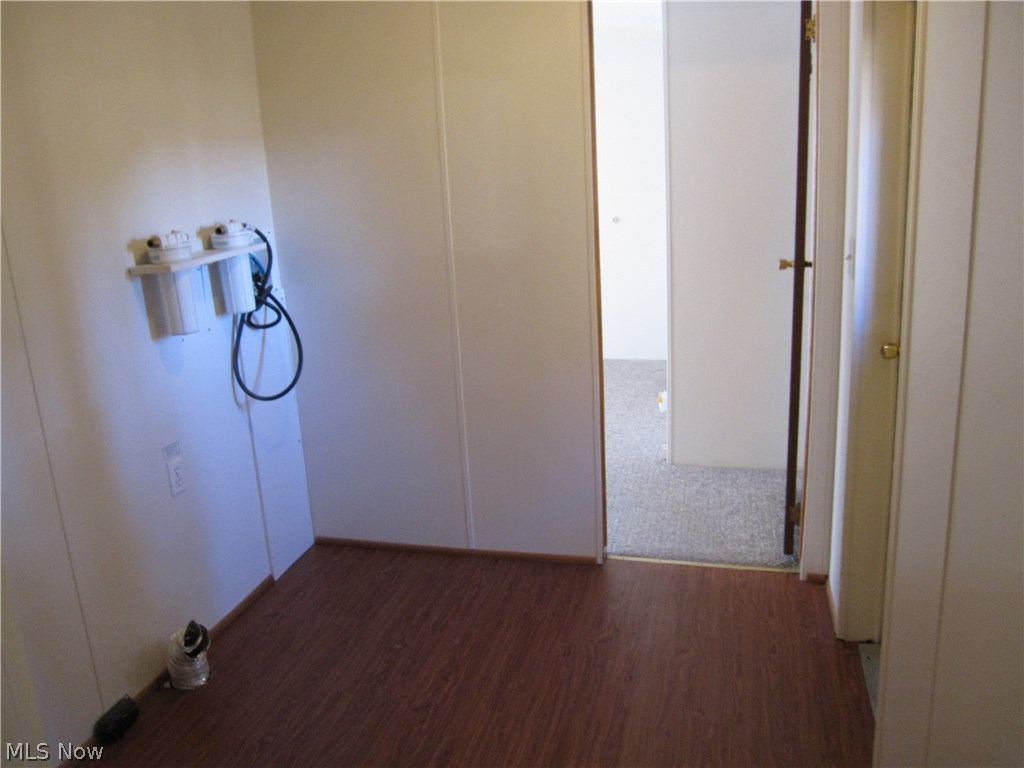 8754 Cleveland Road, Unit B Creston, OH 44217 - Photo 16 of 22 Gallery Image 16
