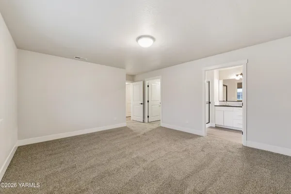 $386,850 | 401 Glenwood Avenue, Unit PHASE 11 LOT 315) SPEC, Grandview, WA 98930