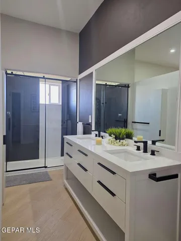 $429,000 | 929 Gulf Streams Avenue, El Paso, TX 79932