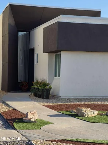 $429,000 | 929 Gulf Streams Avenue, El Paso, TX 79932