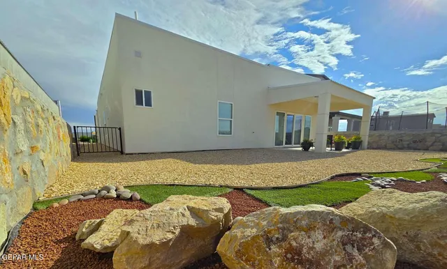 $429,000 | 929 Gulf Streams Avenue, El Paso, TX 79932