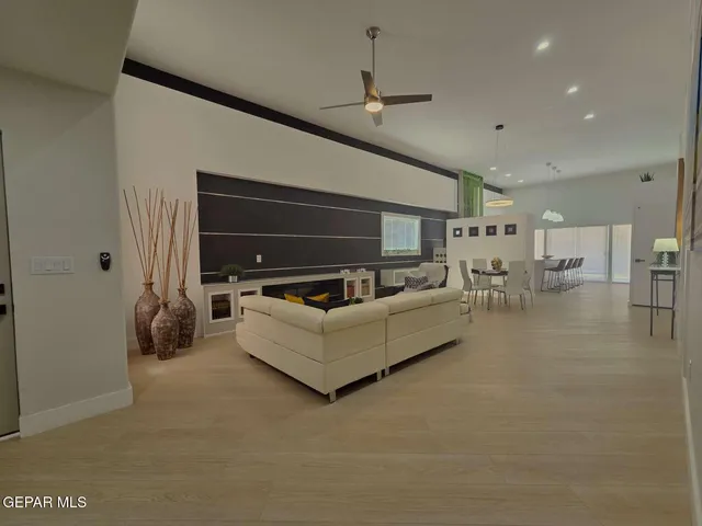 $429,000 | 929 Gulf Streams Avenue, El Paso, TX 79932