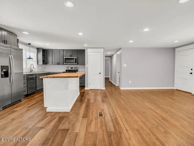 $325,000 | 5917 Roberts Road, Corryton, TN 37721