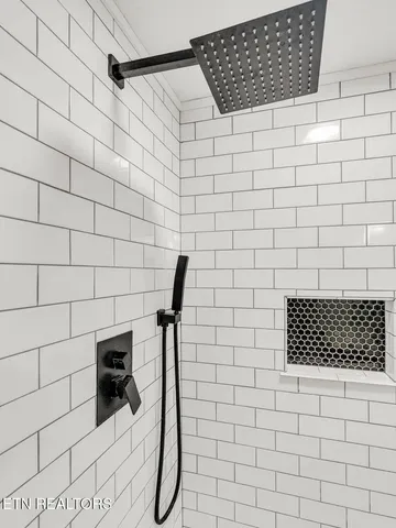 $325,000 | 5917 Roberts Road, Corryton, TN 37721