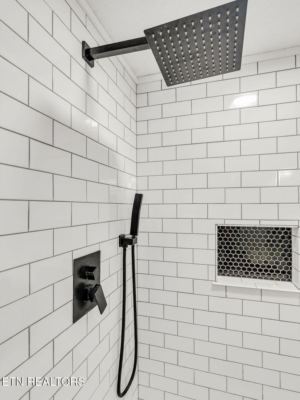 5917 Roberts Road Corryton, TN 37721 - Photo 16 of 33 primary shower