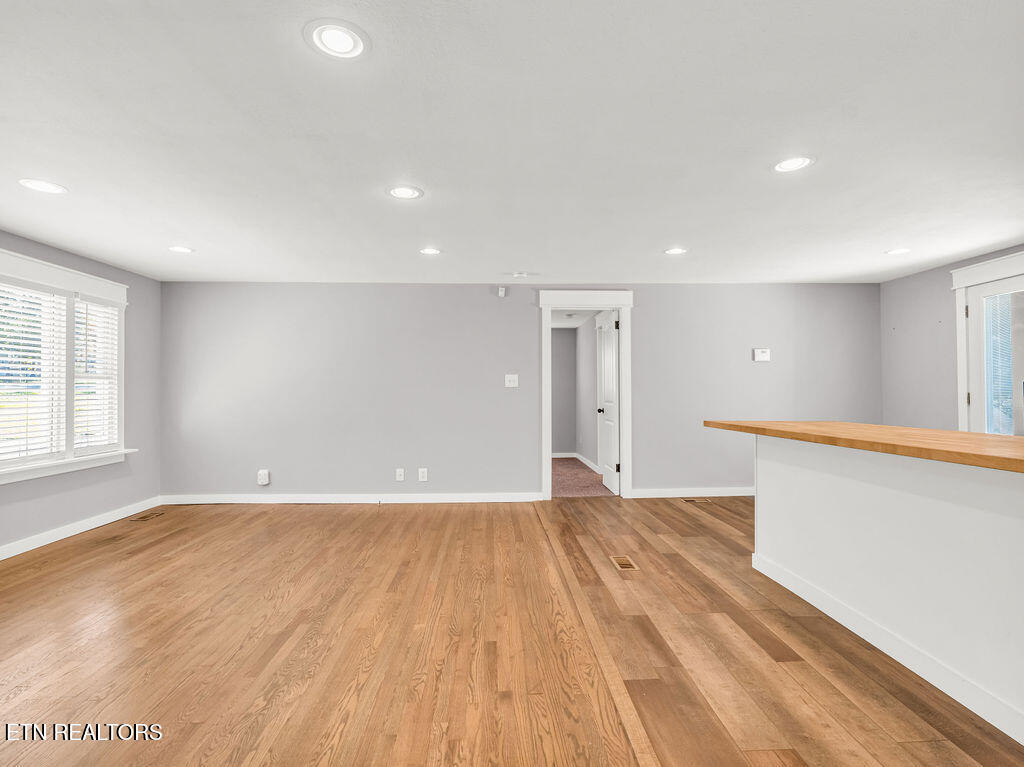 5917 Roberts Road Corryton, TN 37721 - Photo 6 of 33 great room 2