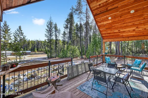 $695,000 | 676 South Rena Road, Oldtown, ID 83822