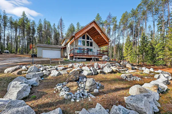 $695,000 | 676 South Rena Road, Oldtown, ID 83822