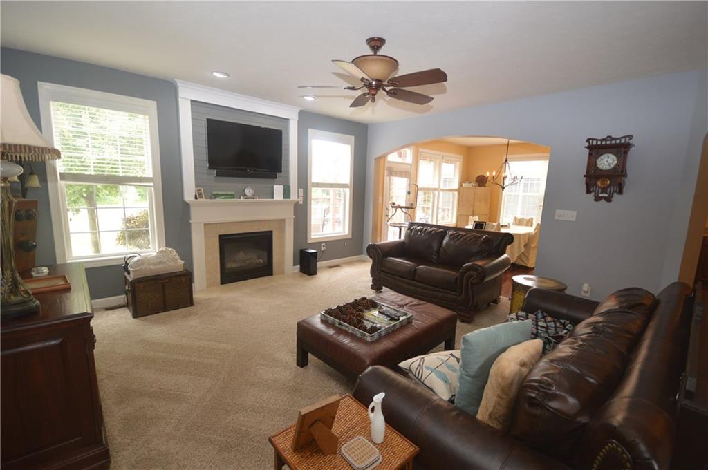 12274 Wolverton Way Fishers, IN 46037 - Photo 5 of 38 Gallery Image 5