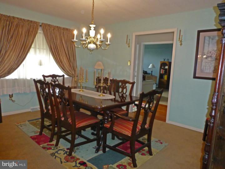 3130 Cricket Road Reading, PA 19605 - Photo 13 of 25 Dining Room