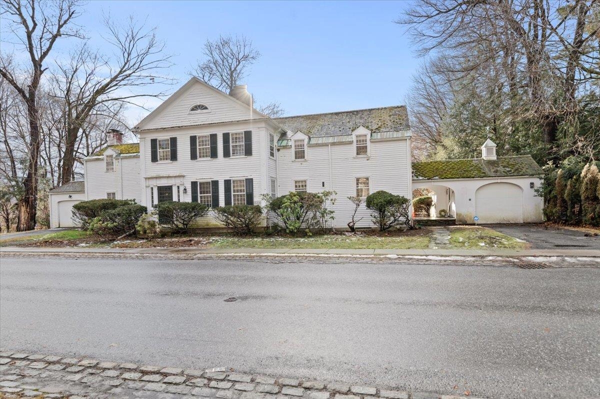 16 Walloomsac Road Bennington, VT 05201 - Photo 13 of 35