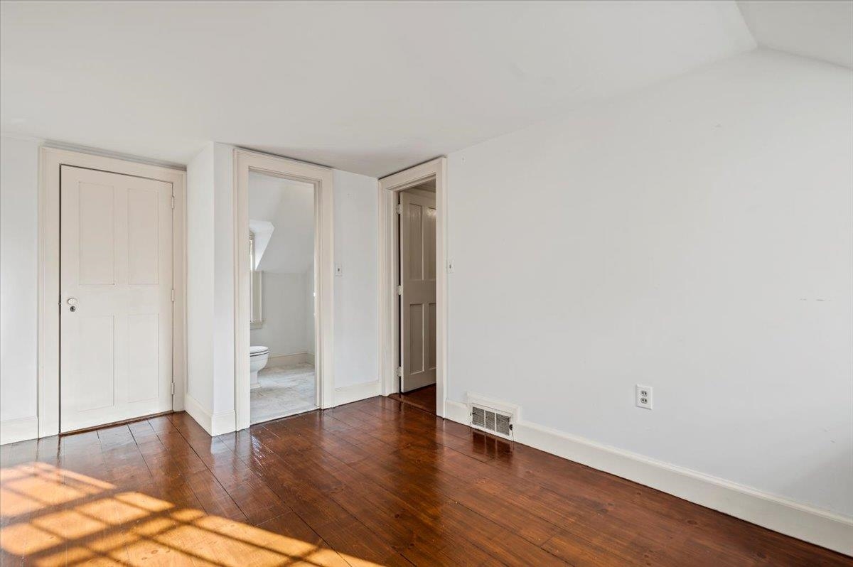 16 Walloomsac Road Bennington, VT 05201 - Photo 23 of 35