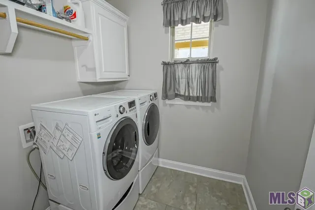 $345,000 | 16124 Blackstone Drive, Pride, LA 70770