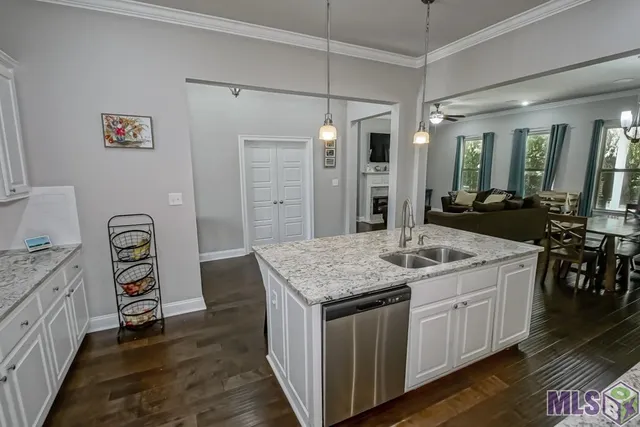 $345,000 | 16124 Blackstone Drive, Pride, LA 70770