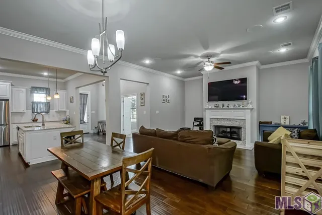 $345,000 | 16124 Blackstone Drive, Pride, LA 70770