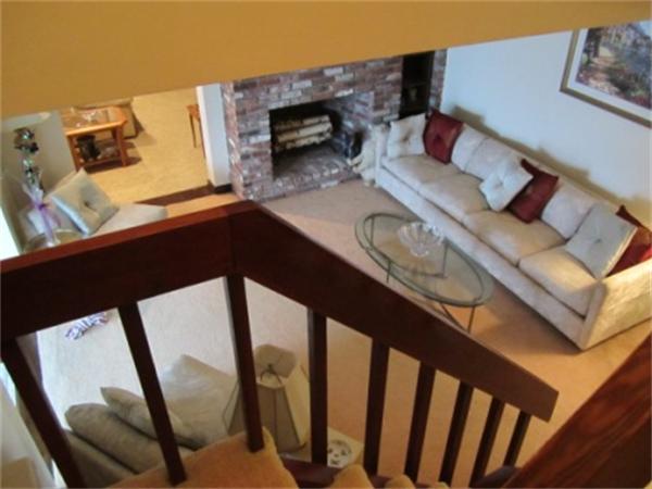 36 Thurston Point Road Gloucester, MA 01930 - Photo 7 of 10 Gallery Image 7