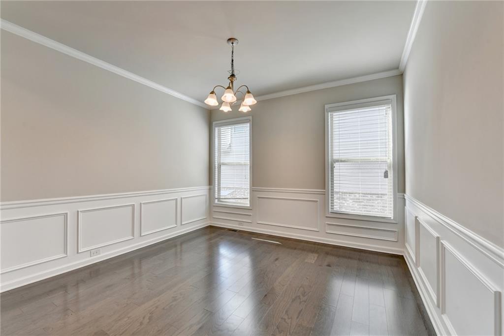 2375 Matlin Way Buford, GA 30519 - Photo 12 of 89