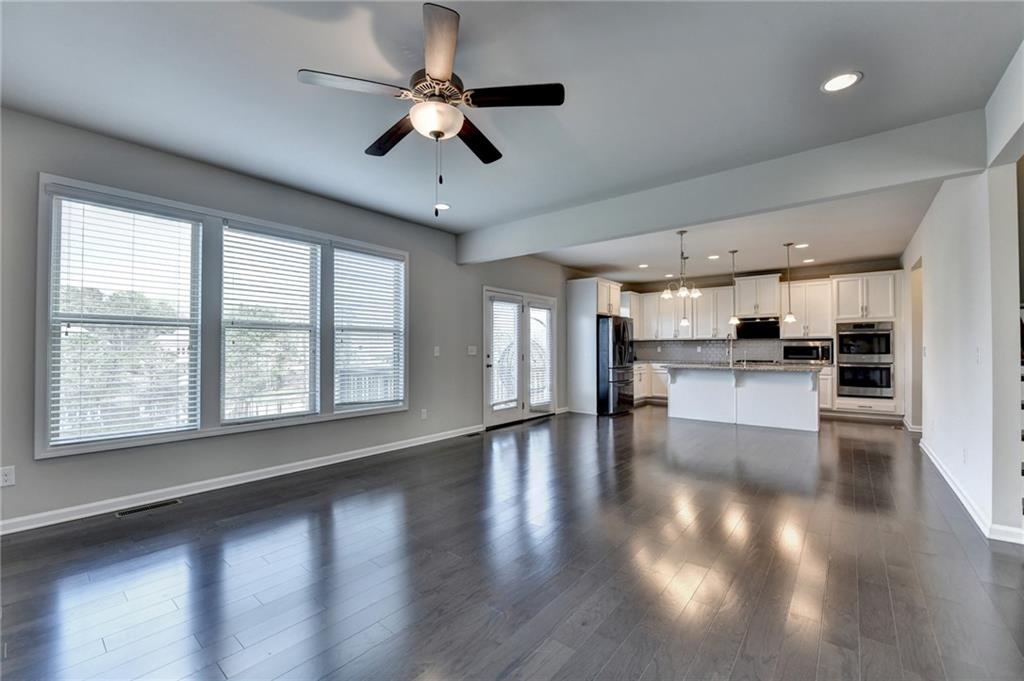 2375 Matlin Way Buford, GA 30519 - Photo 19 of 89