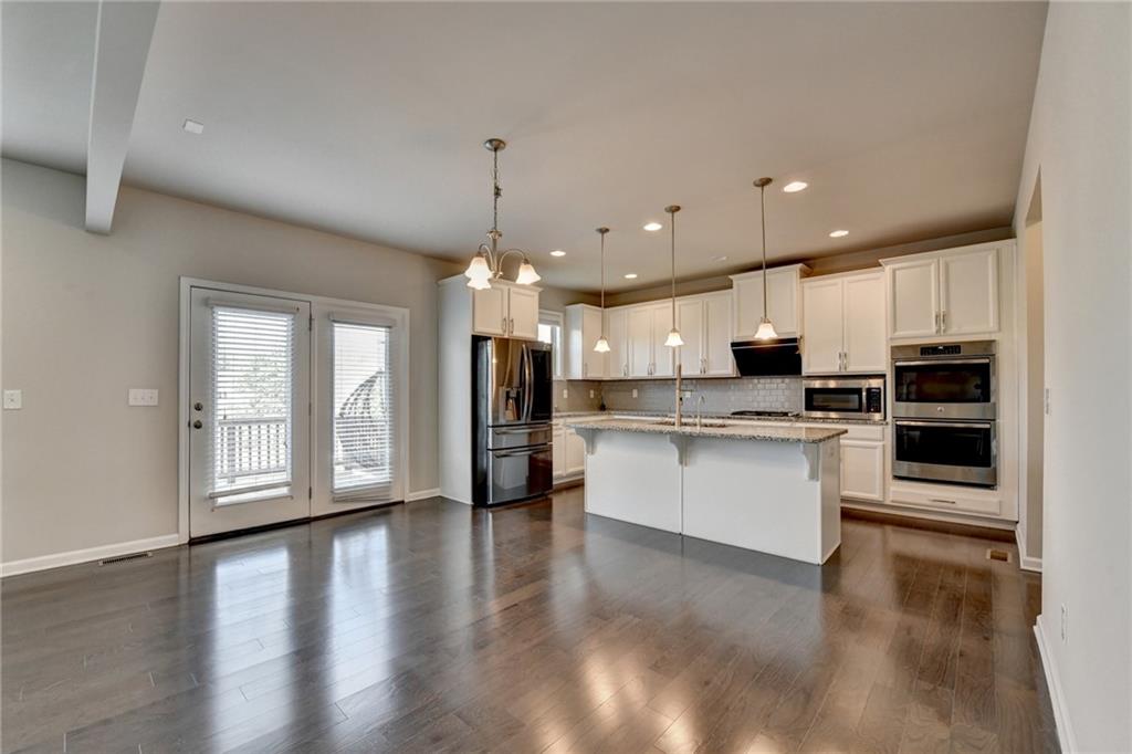 2375 Matlin Way Buford, GA 30519 - Photo 21 of 89