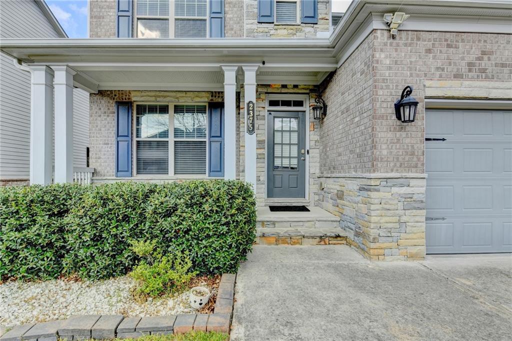 2375 Matlin Way Buford, GA 30519 - Photo 4 of 89