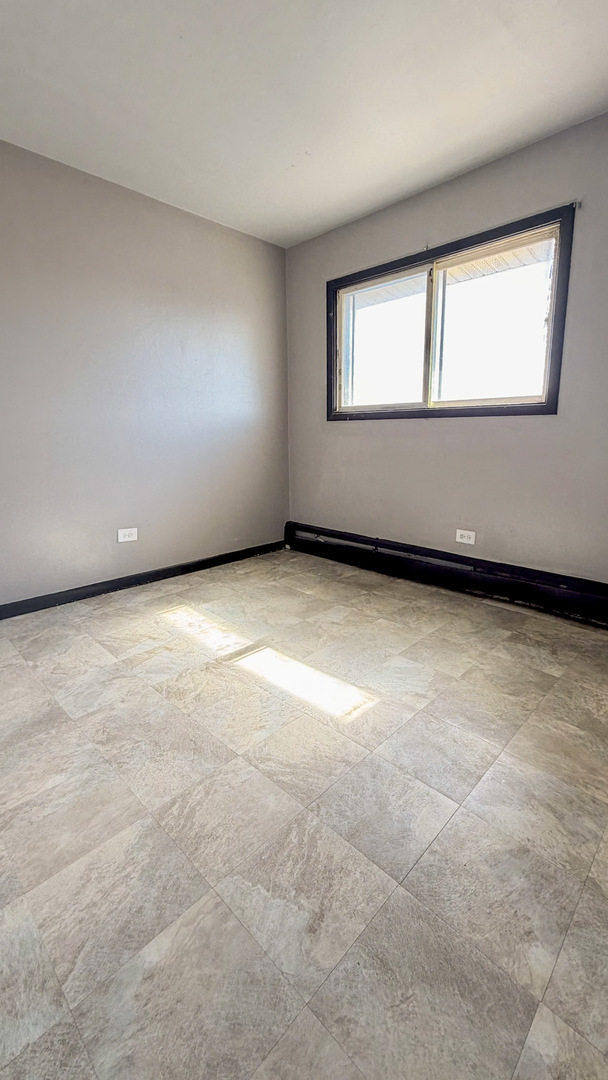 14547 Keystone Avenue, Unit 12 Midlothian, IL 60445 - Photo 13 of 23