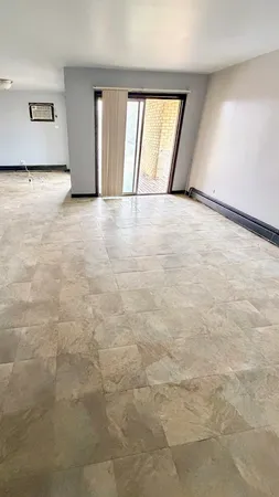 $110,000 | 14547 Keystone Avenue, Unit 12, Midlothian, IL 60445