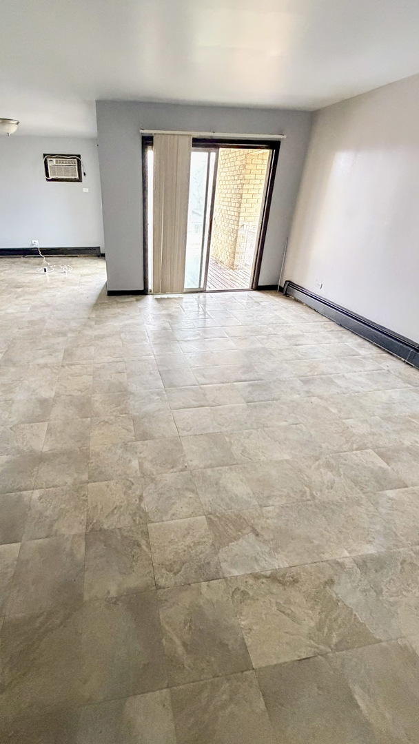 14547 Keystone Avenue, Unit 12 Midlothian, IL 60445 - Photo 2 of 23