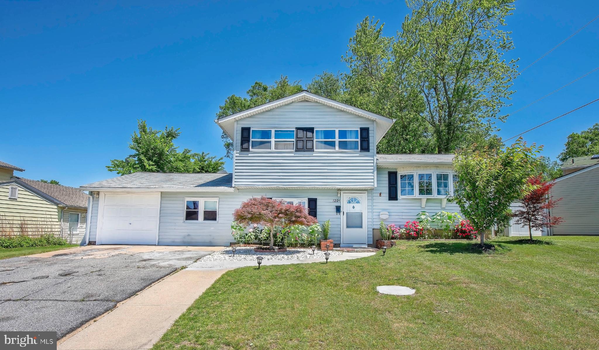 1204 Greentree Road Newark, DE 19713 - Photo 1 of 28 Exterior Front