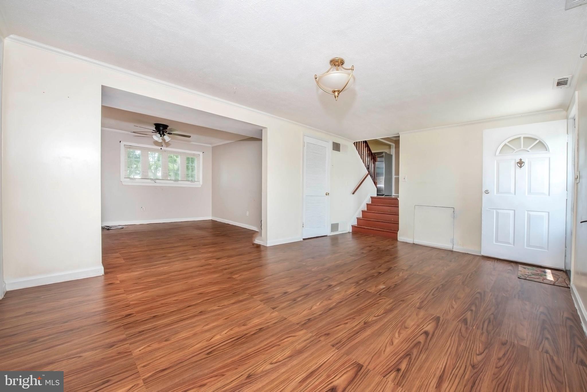 1204 Greentree Road Newark, DE 19713 - Photo 6 of 28 Living room