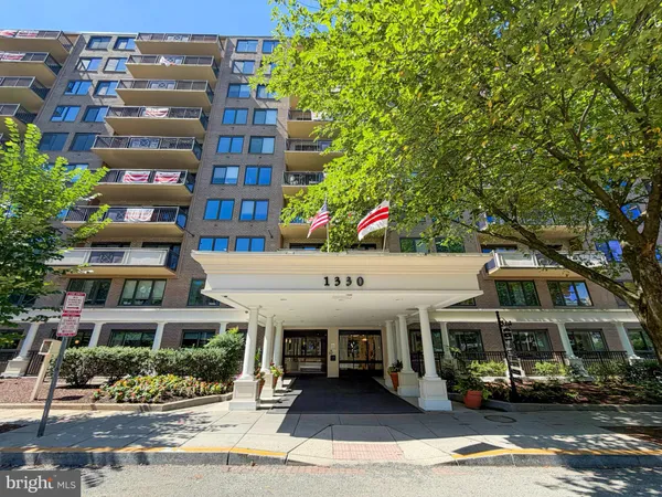 $399,900 | 1330 Massachusetts Avenue Northwest, Unit 520, Washington, DC 20005