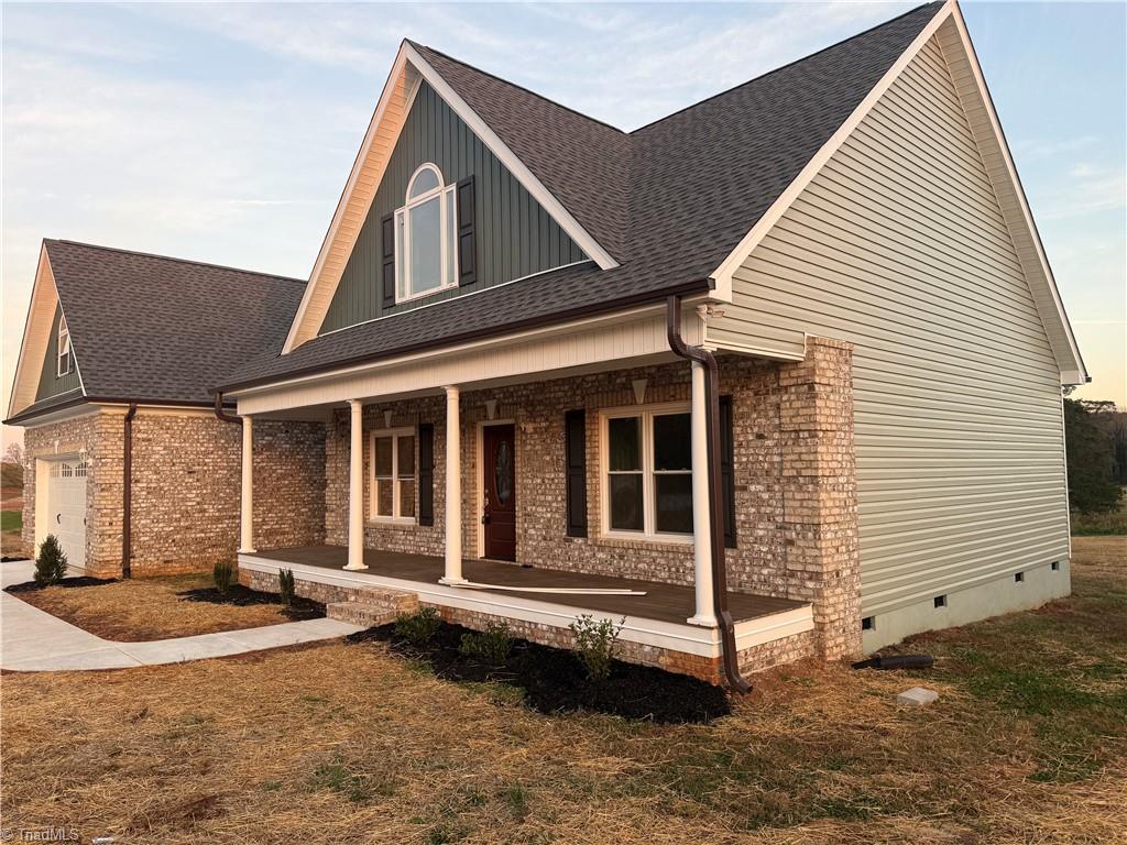 1622 Country Club Road Yadkinville, NC 27055 - Photo 2 of 8
