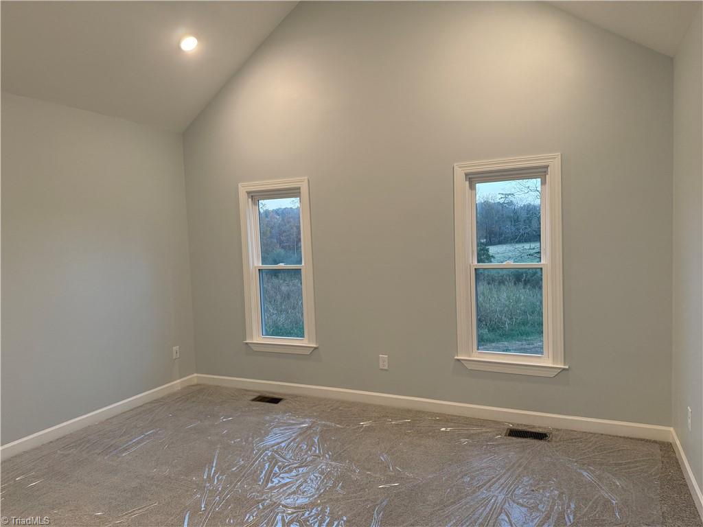 1622 Country Club Road Yadkinville, NC 27055 - Photo 4 of 8