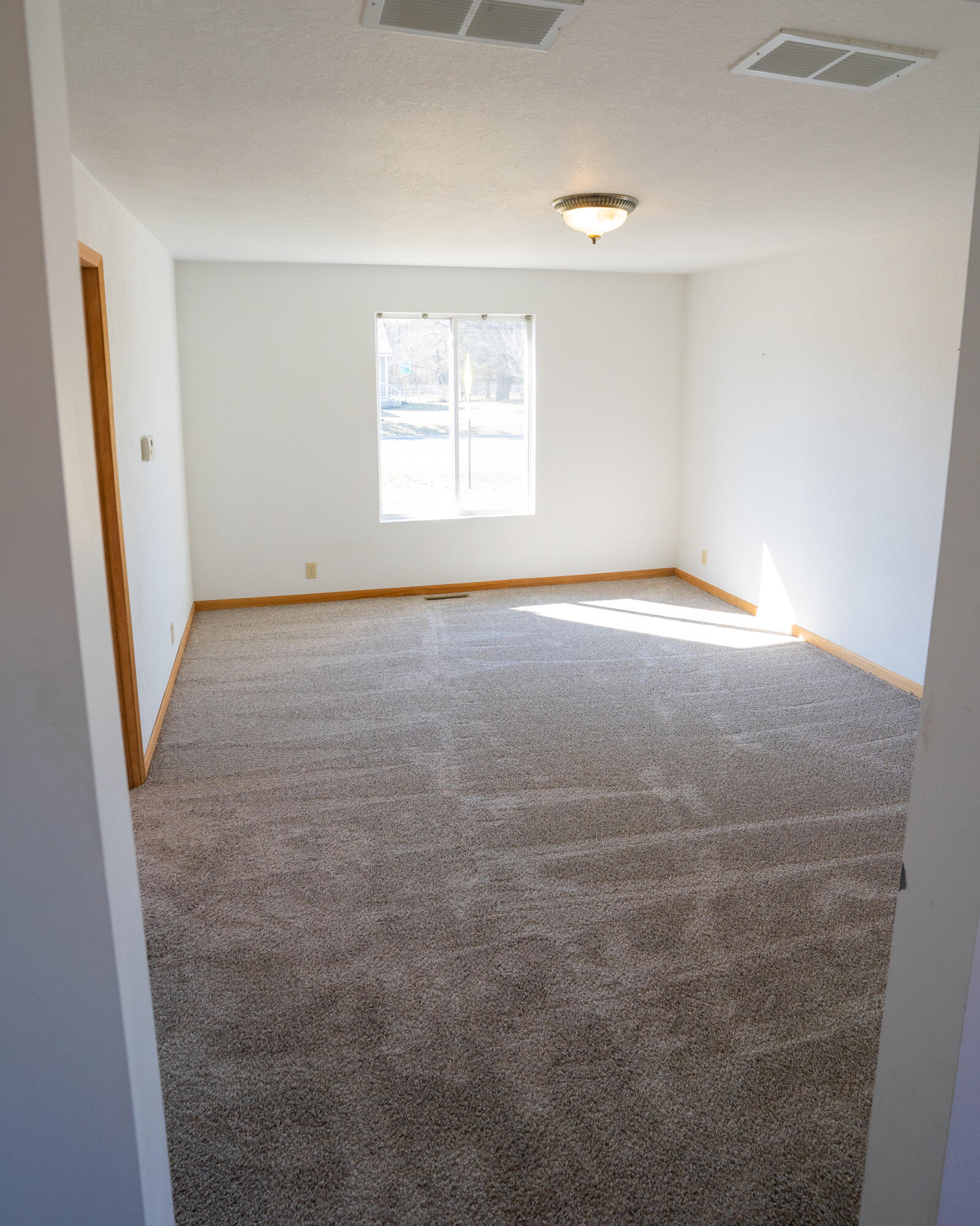 606 West Tyler Road Muskegon, MI 49445 - Photo 16 of 25 LIT00639