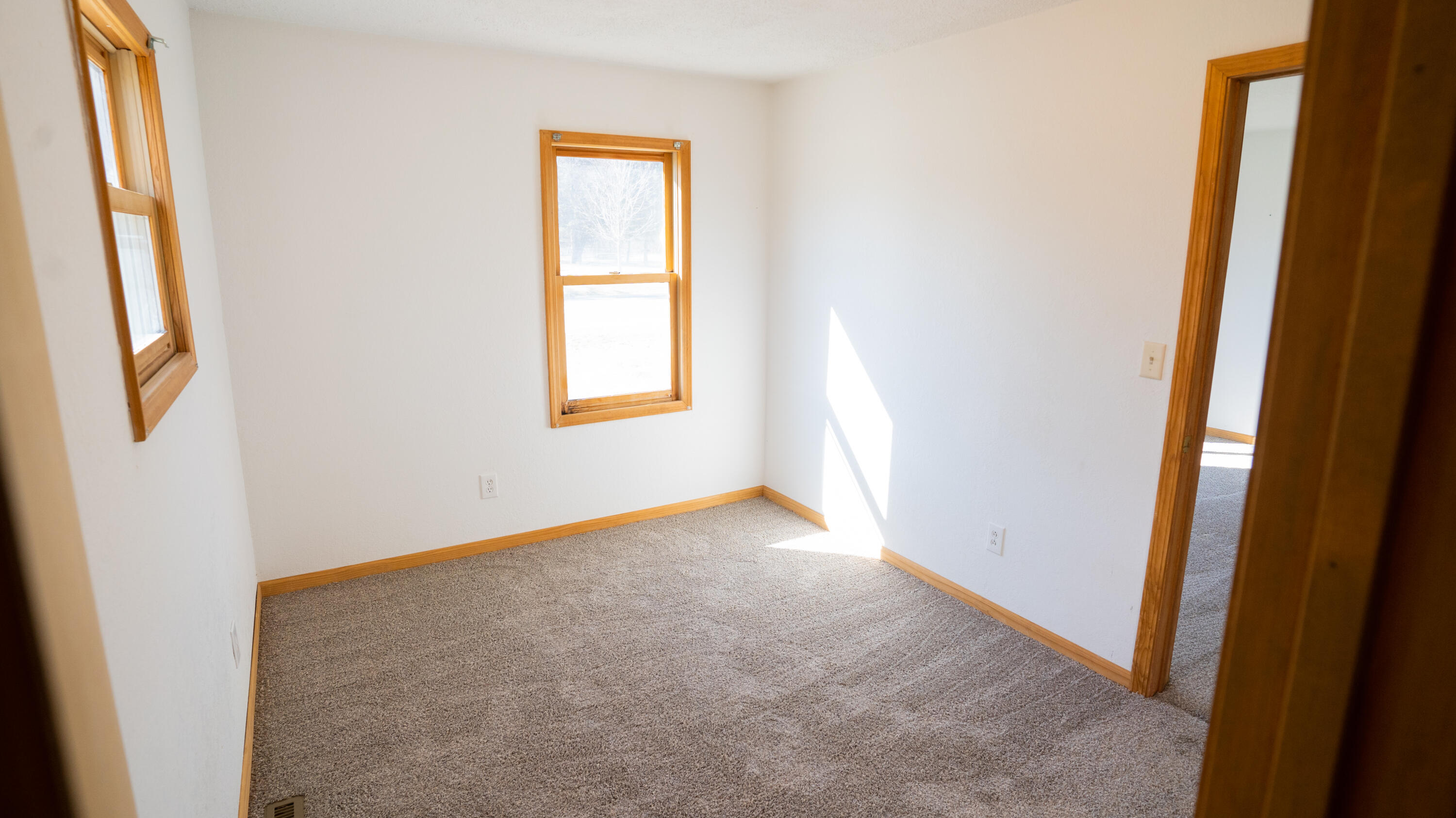606 West Tyler Road Muskegon, MI 49445 - Photo 19 of 25 LIT00624