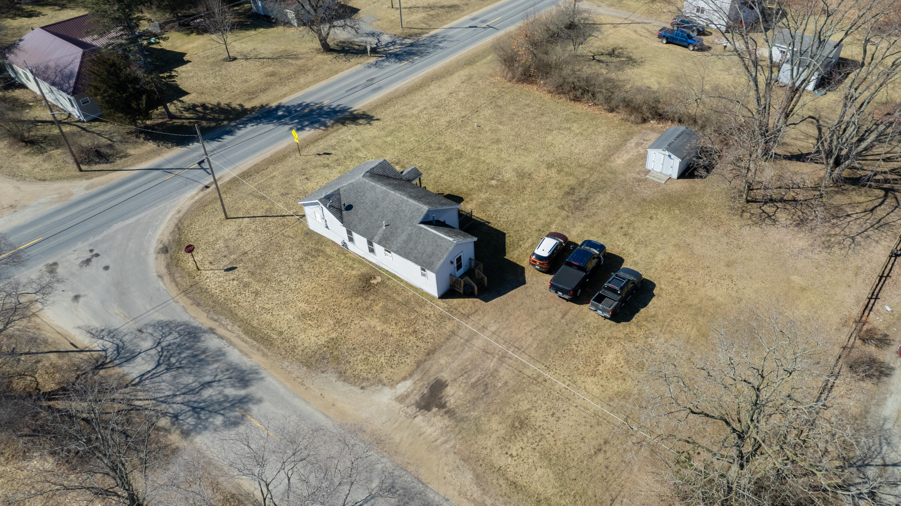 606 West Tyler Road Muskegon, MI 49445 - Photo 3 of 25 DJI_0790
