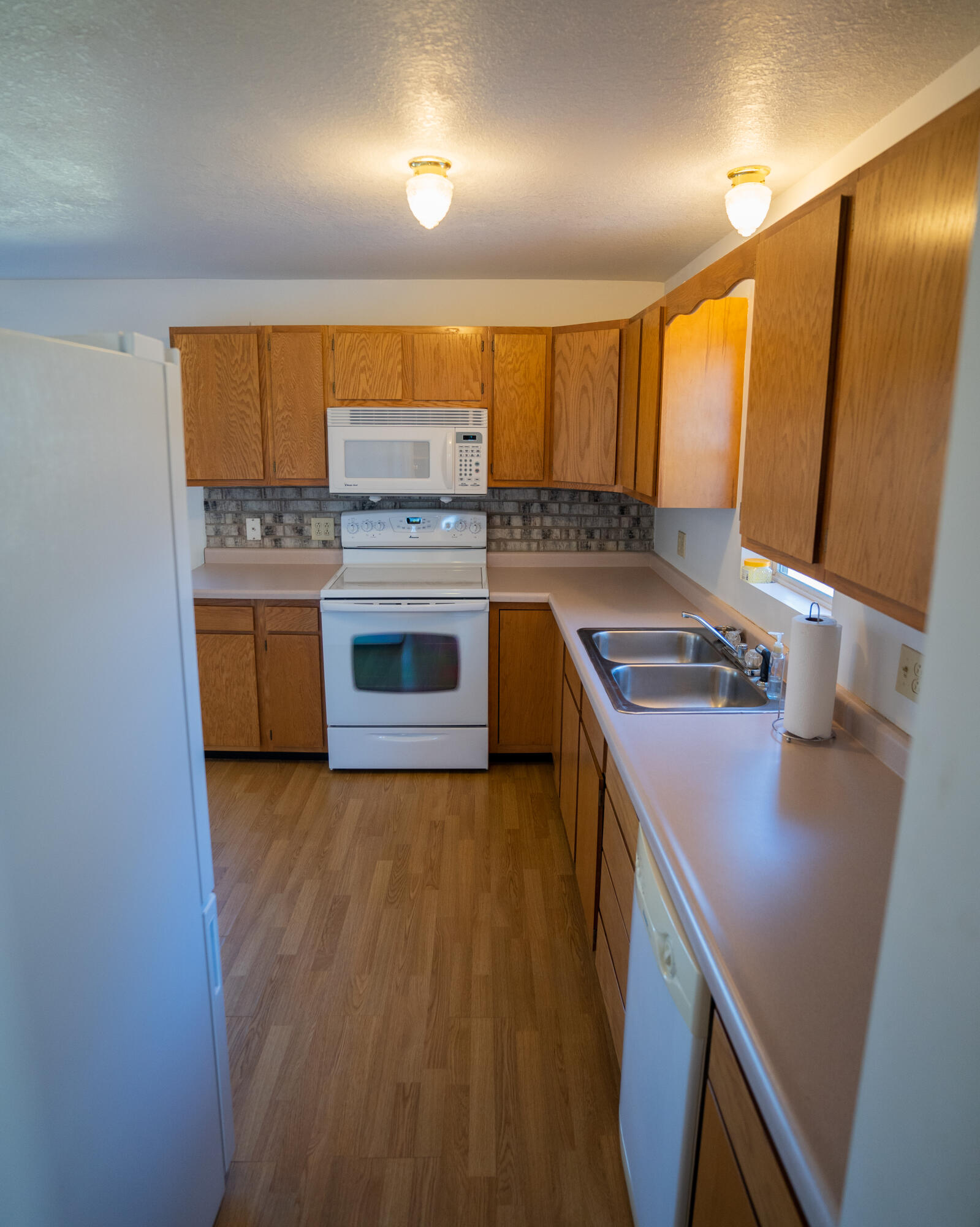 606 West Tyler Road Muskegon, MI 49445 - Photo 5 of 25 LIT00732