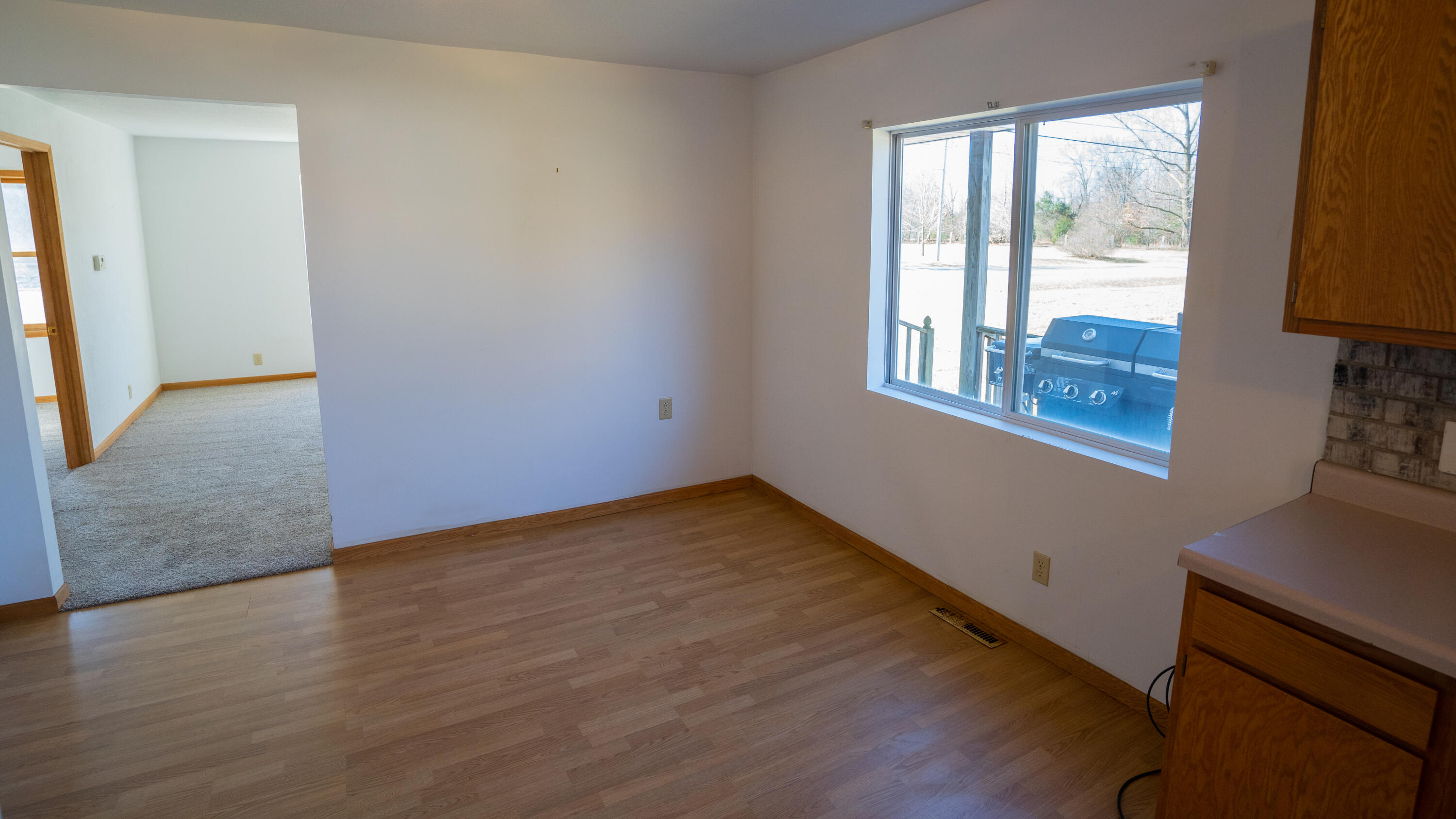 606 West Tyler Road Muskegon, MI 49445 - Photo 8 of 25 LIT00705