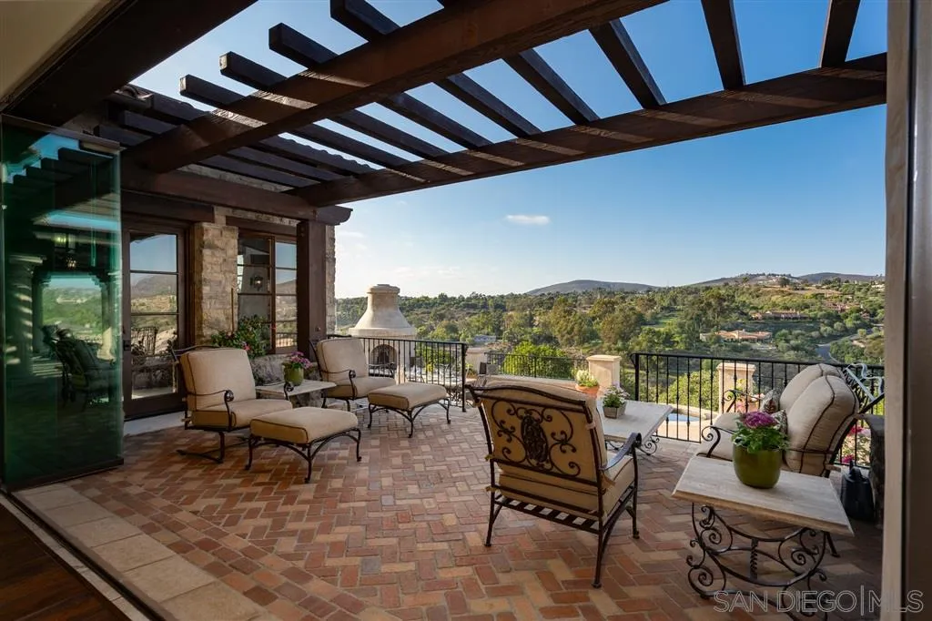 6266 Strada Fragante Rancho Santa Fe, CA 92091 - Photo 10 of 25 a view of a terrace with furniture