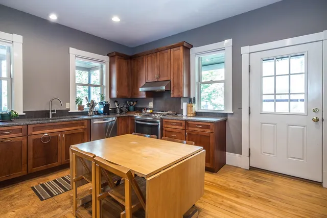 $345,000 | 10 South Main Street, Rutland, VT 05701