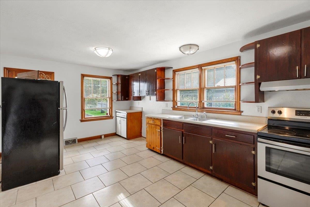 5361 Lafayette Road Elliston, VA 24087 - Photo 15 of 54 Gallery Image 15
