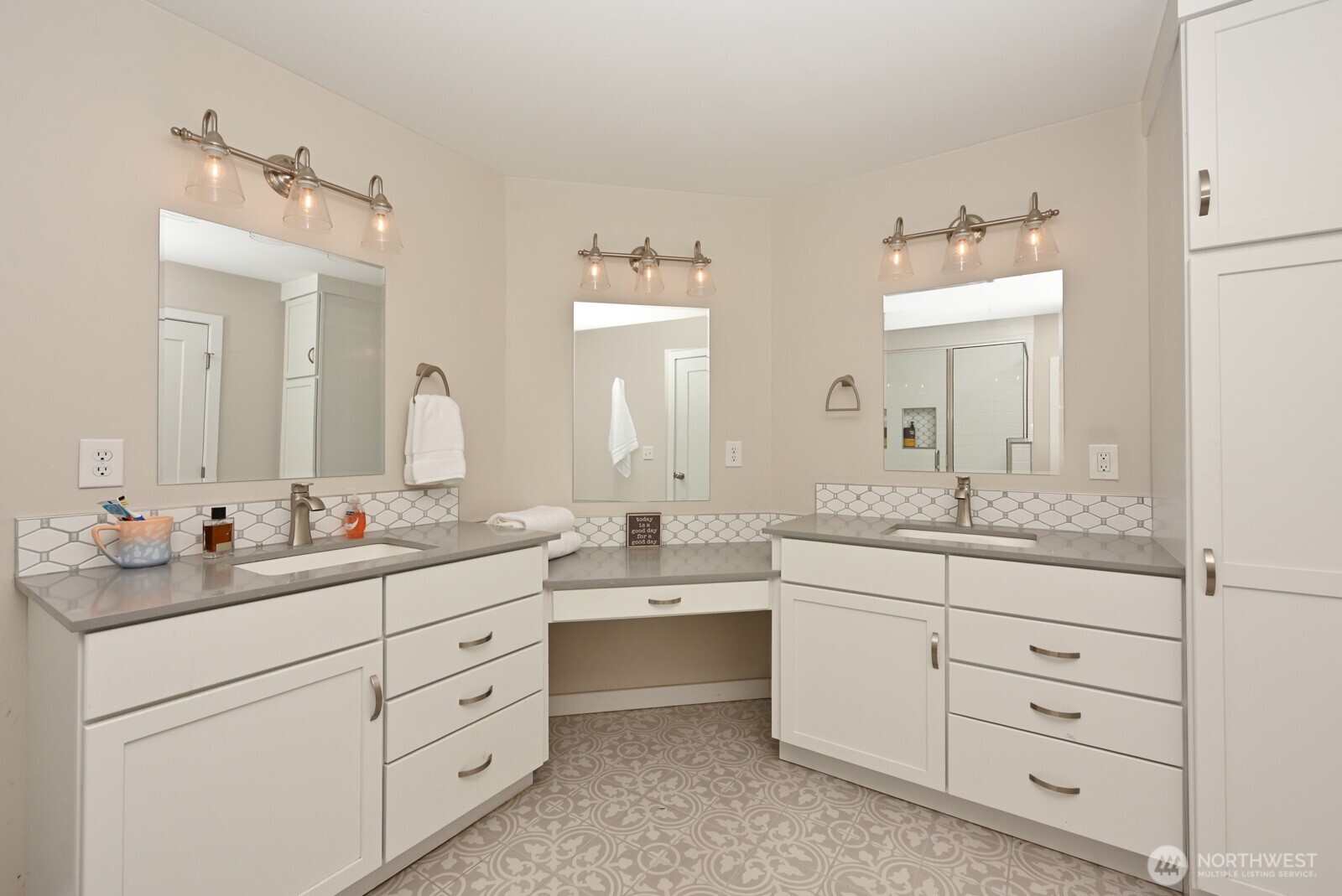 201 Union Avenue Southeast, Unit 13 Renton, WA 98059 - Photo 19 of 32 Gallery Image 19