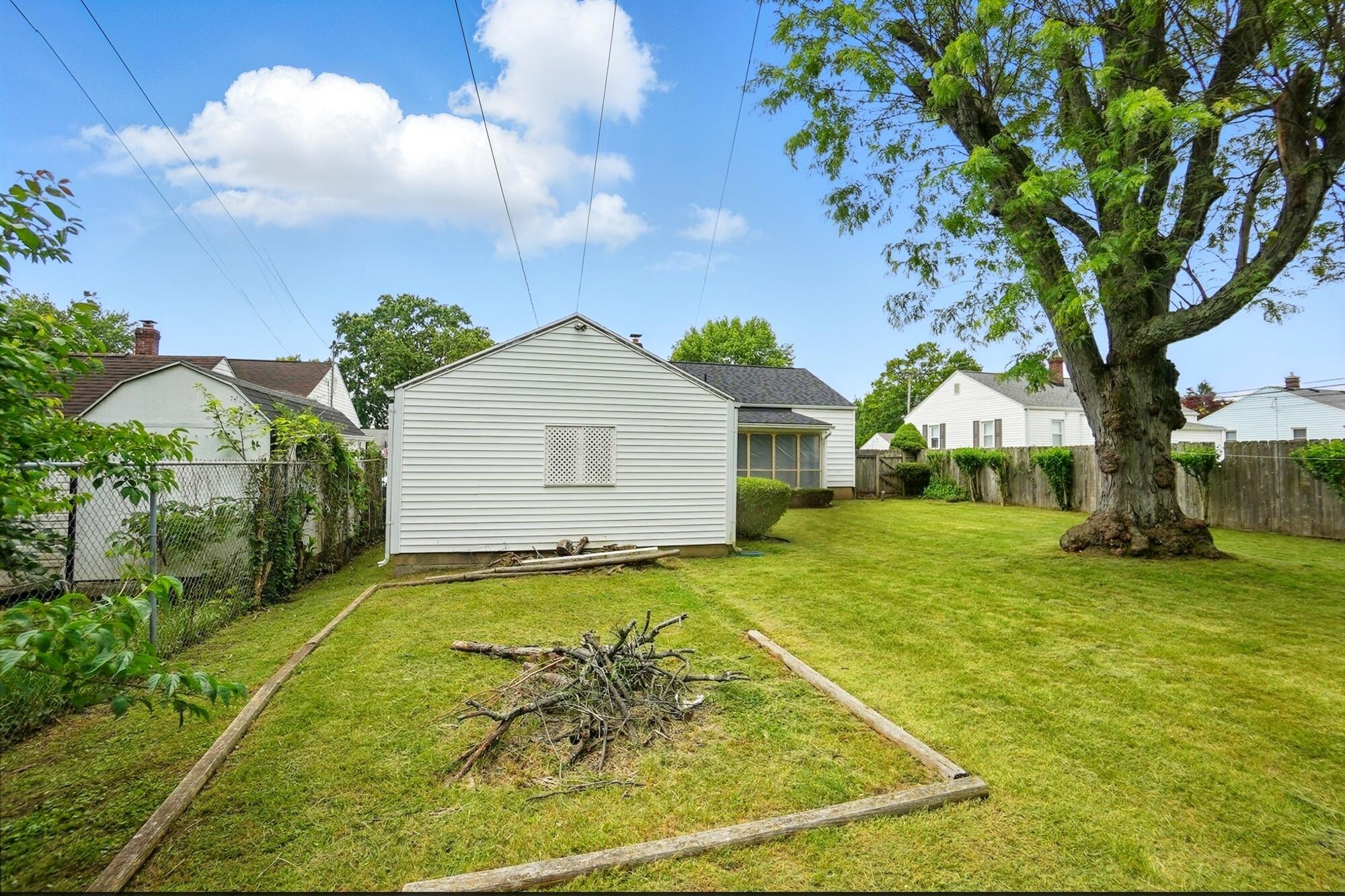 1330 Amherst Road Springfield, OH 45504 - Photo 25 of 30 Gallery Image 25