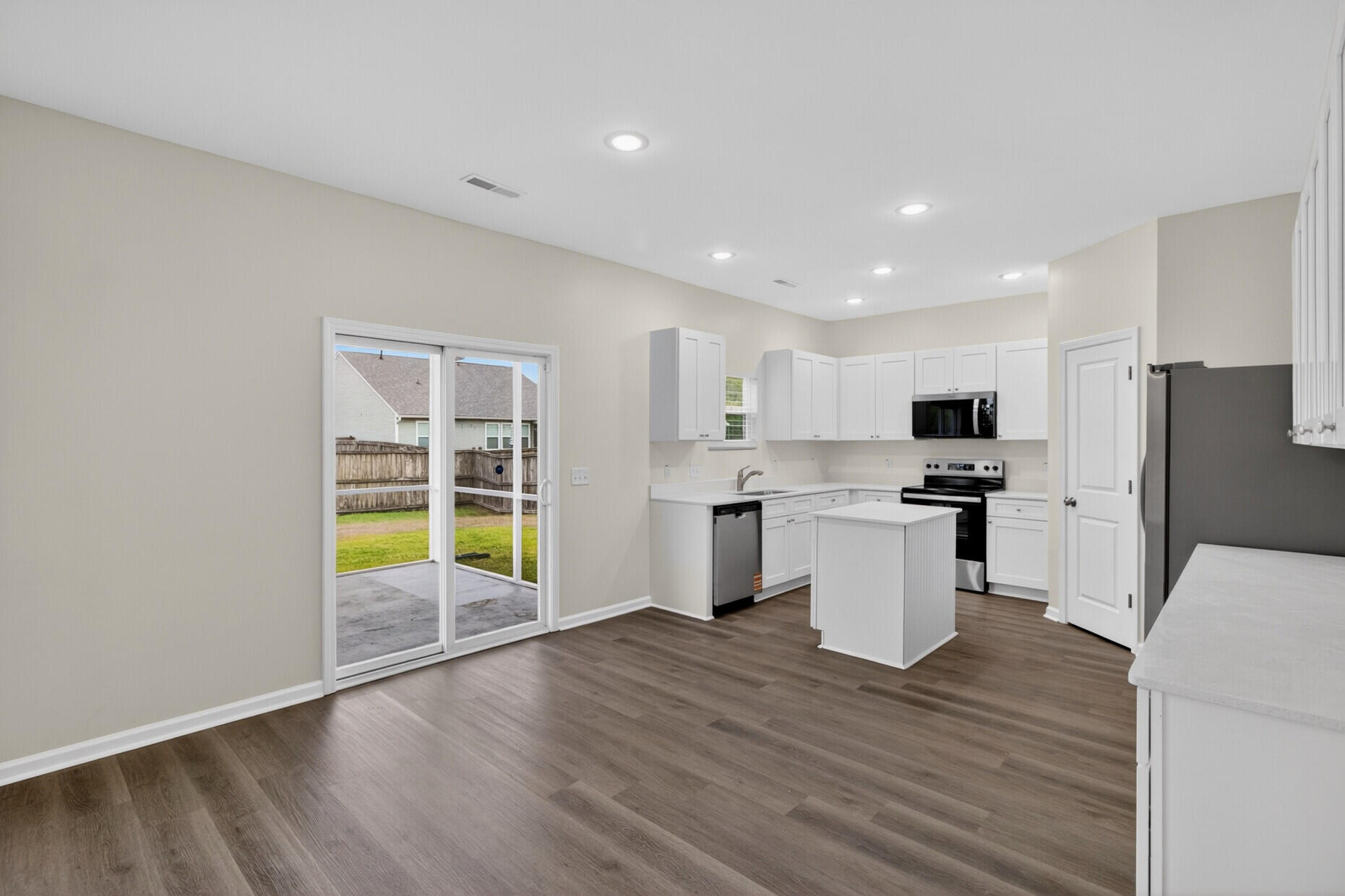 3115 Conservancy Lane Charleston, SC 29414 - Photo 7 of 31