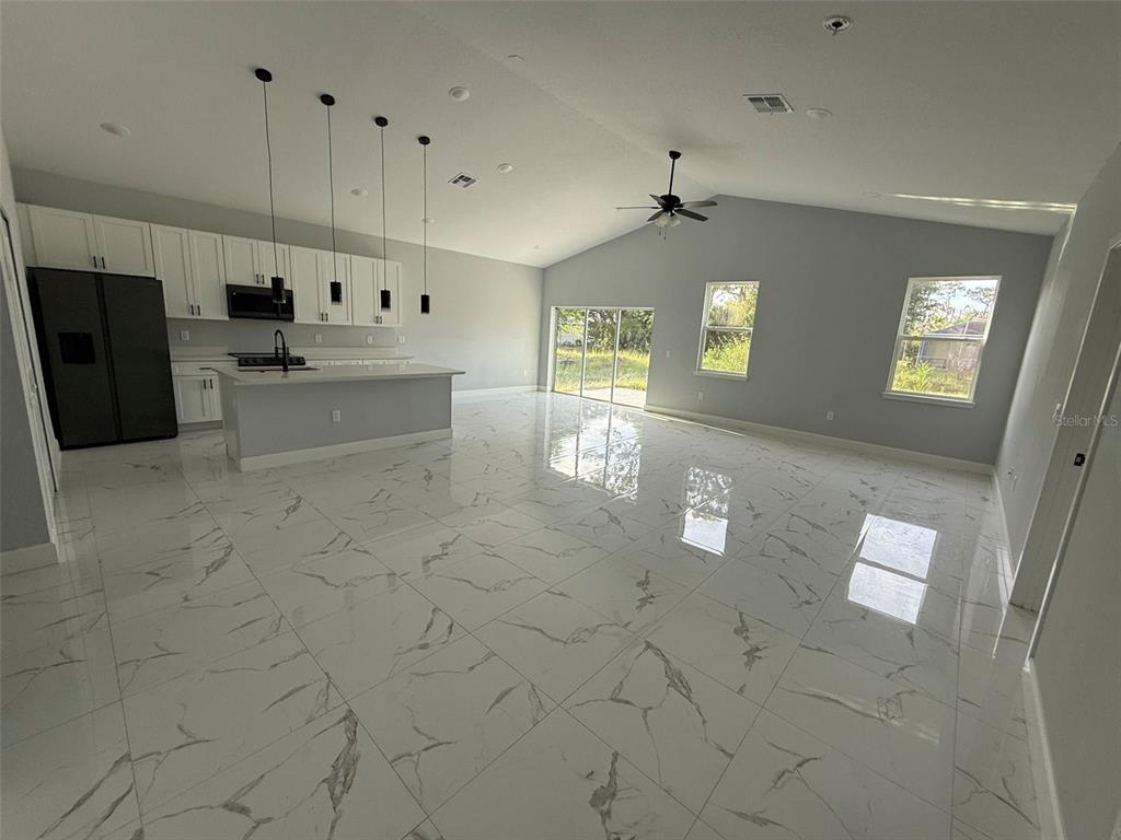 512 Sunset Road North Rotonda West, FL 33947 - Photo 6 of 16