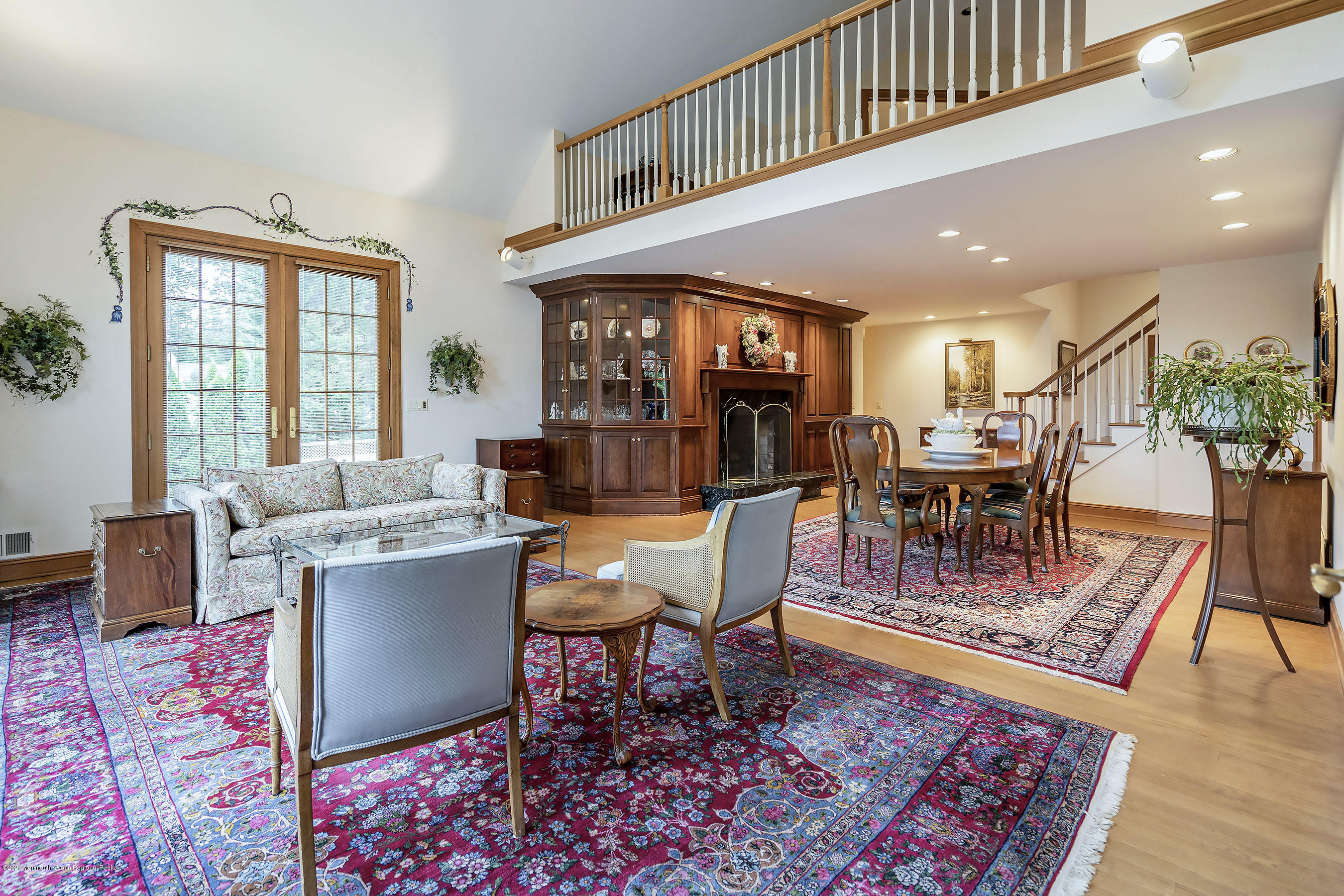 640 Oceanview Road Brielle, NJ 08730 - Photo 11 of 66 LivingDining