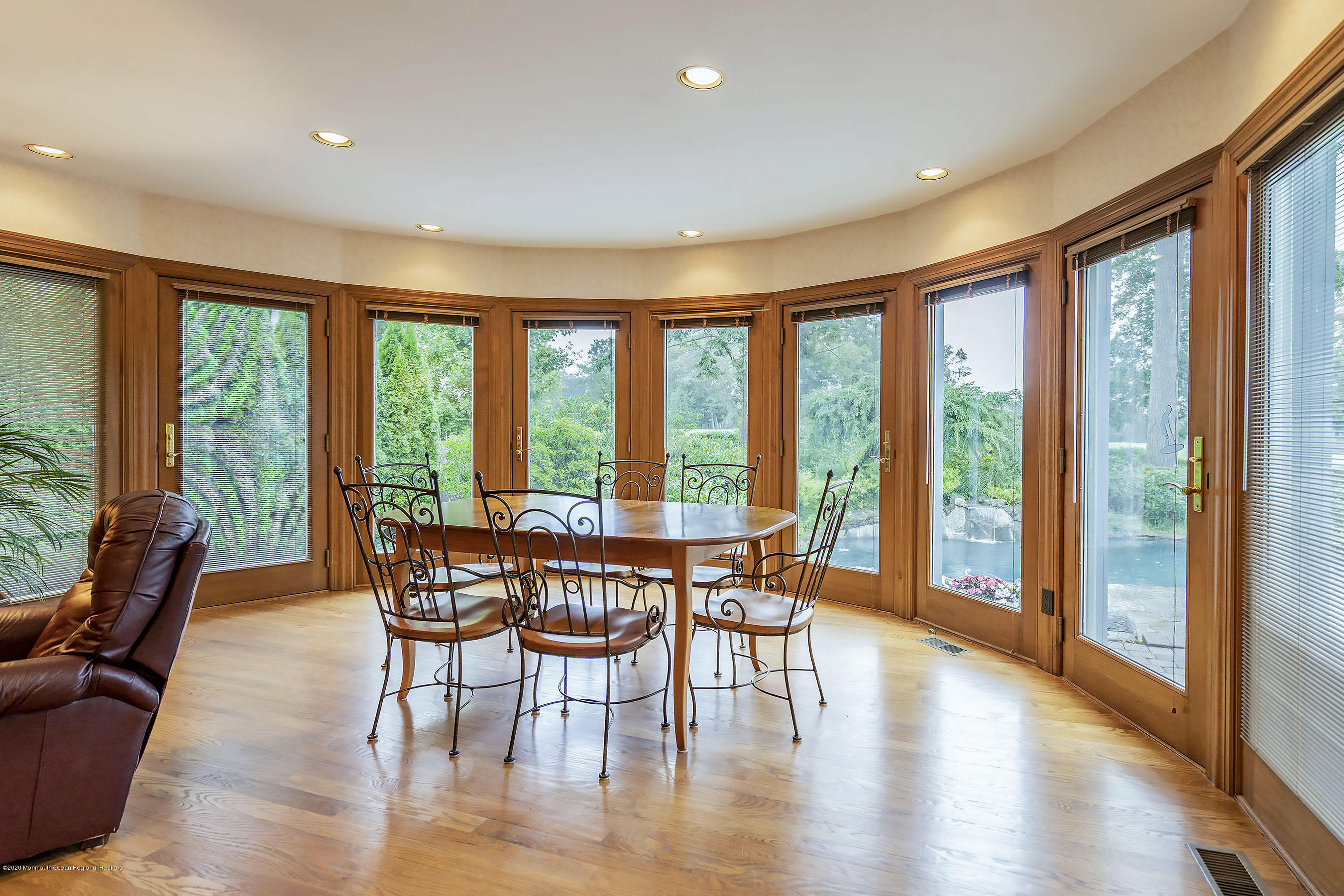640 Oceanview Road Brielle, NJ 08730 - Photo 19 of 66 Dining2A