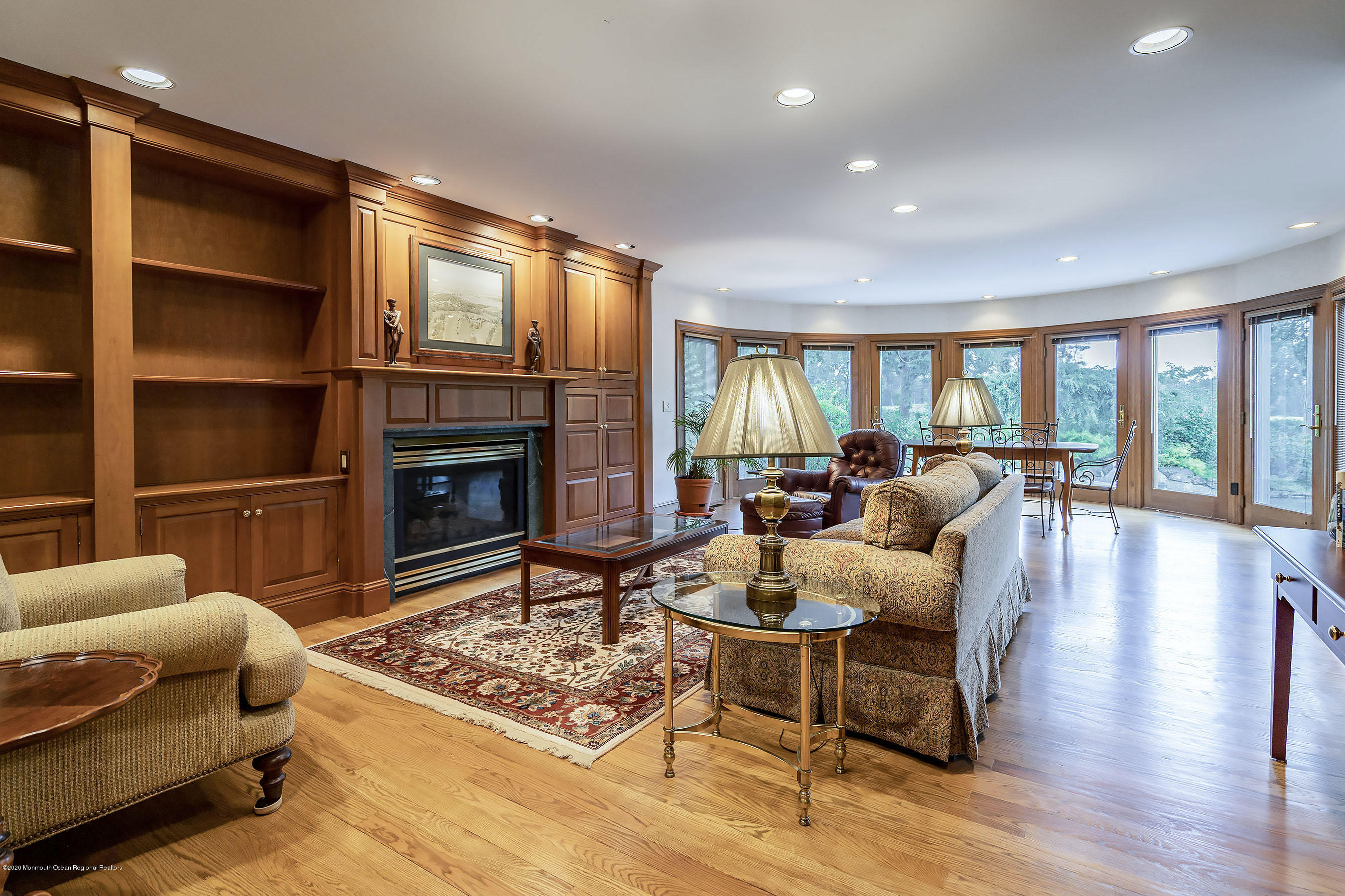 640 Oceanview Road Brielle, NJ 08730 - Photo 23 of 66 LivingRoom2B