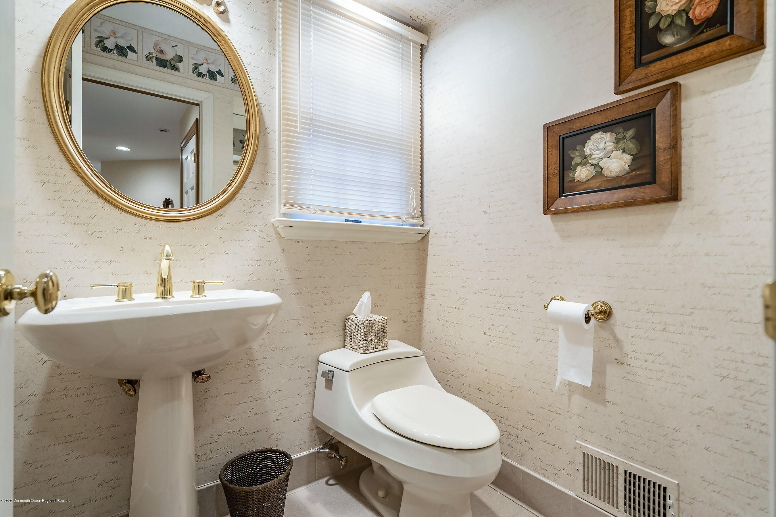 640 Oceanview Road Brielle, NJ 08730 - Photo 26 of 66 Lavatory5A