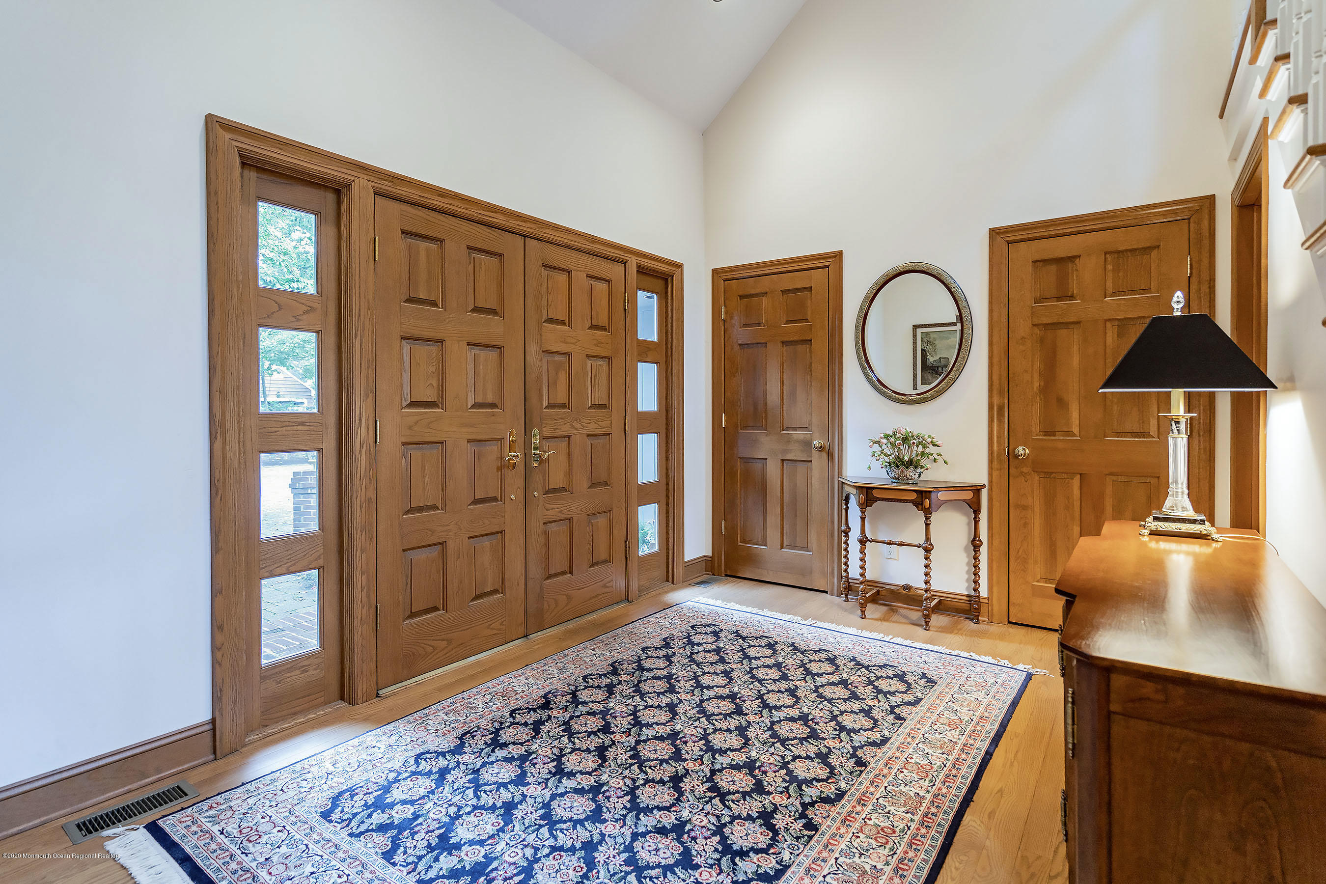 640 Oceanview Road Brielle, NJ 08730 - Photo 4 of 66 Foyer