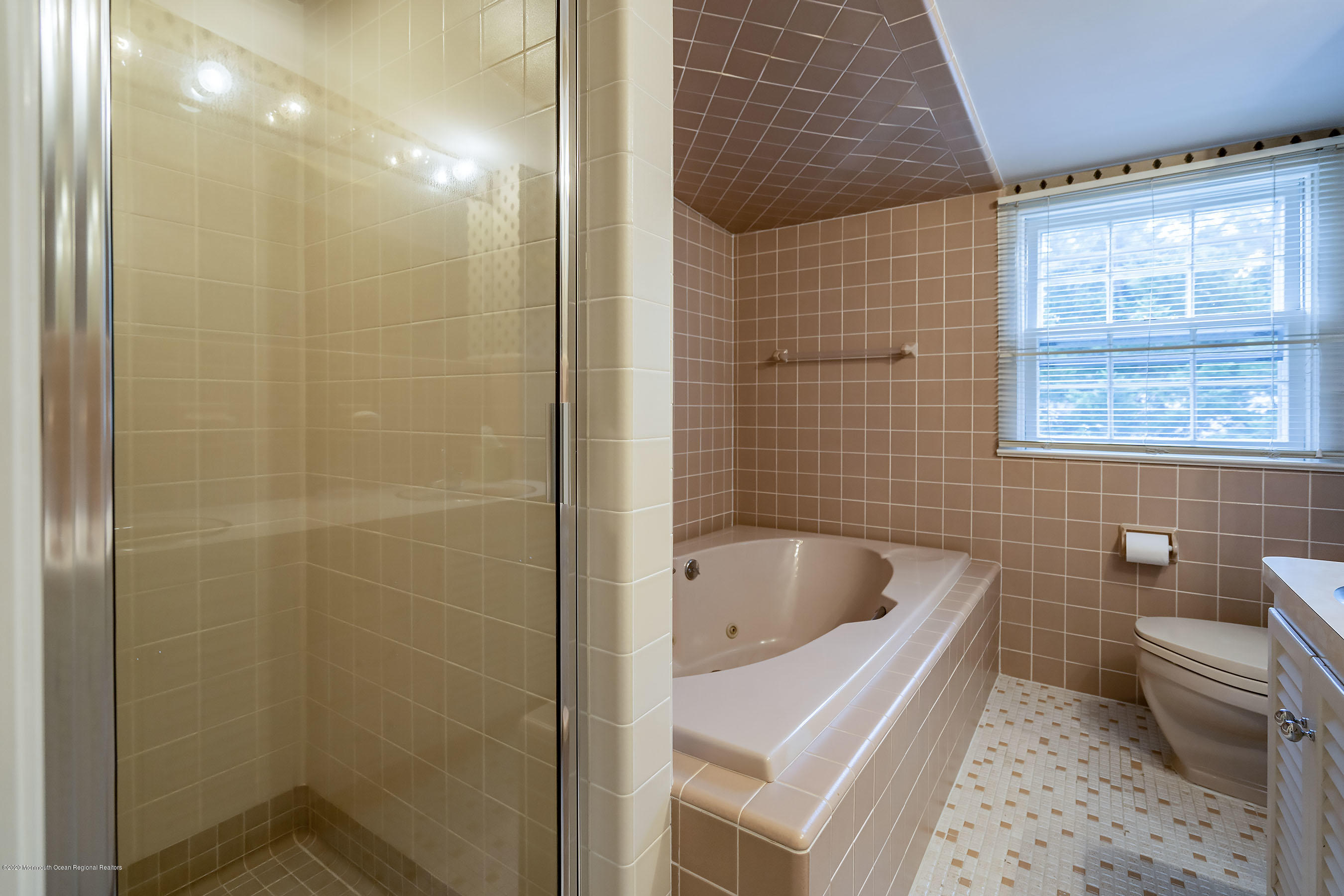 640 Oceanview Road Brielle, NJ 08730 - Photo 43 of 66 Lavatory2A
